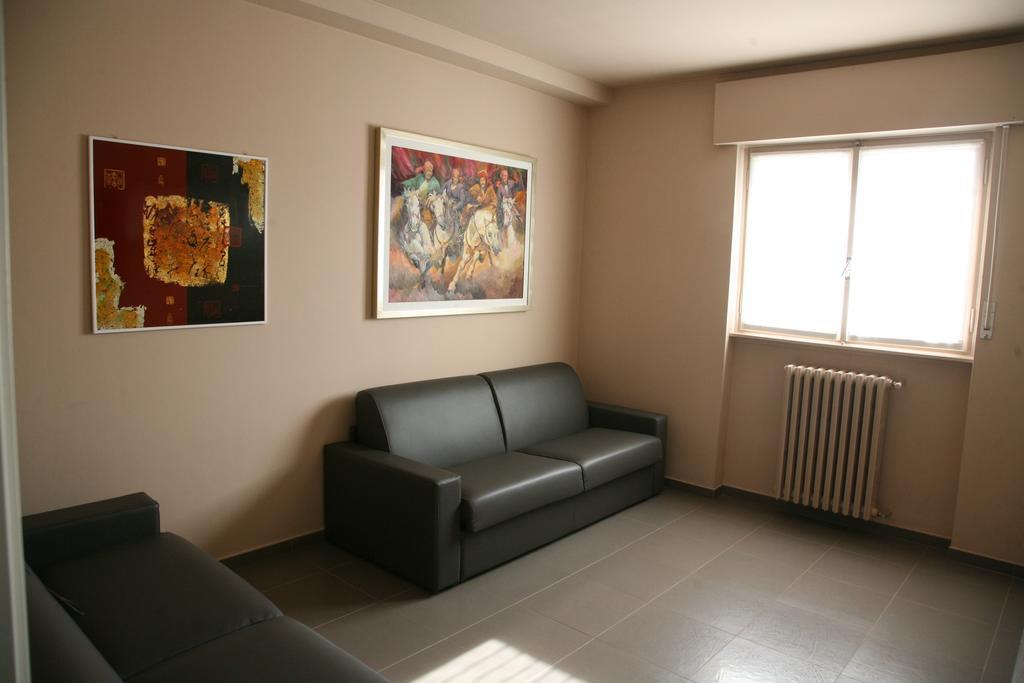 Siag Apartments Cormano Oda fotoğraf